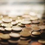 100 bespaartips geschreven door een man en een vrouw